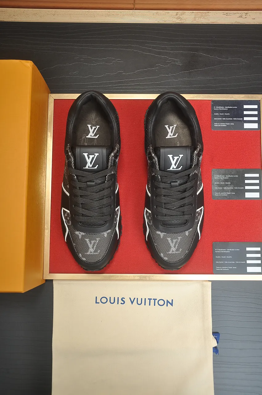 Men's men's shoes 💰720💶[LOUIS VUITTON] (original order) new style 🍀LV Louis Vuitton * - top version of LV classic trendy shoes! Made of imported original cowhide, water-dyed cowhide lining, and original wear-resistant rubber outsole! High quality products! Code number 38-45 (45 customized)